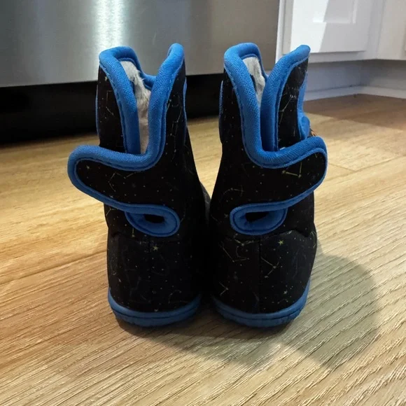 Bogs Kids' Constellation Insulated Boots - Black and Blue - Picture 4 of 7